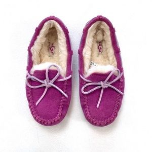 Ugg Dakota Moccasins